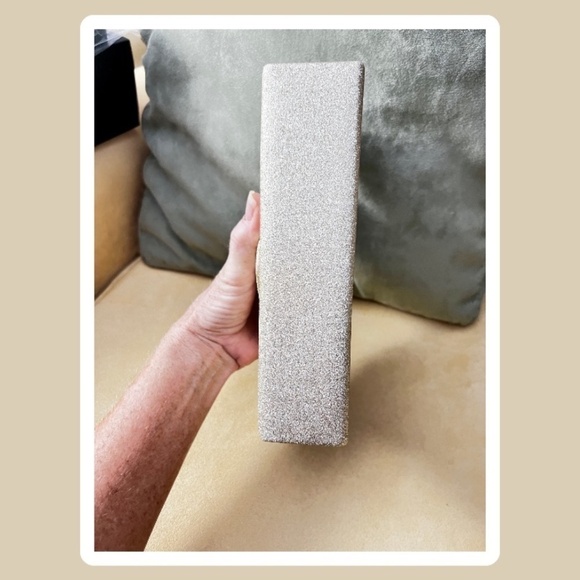 NWT Gold Glitter & Rhinestone Accent Envelope Evening/Clutch/Crossbody Bag - Picture 8 of 14